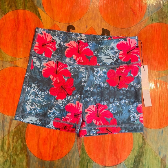 IAB/MFG I Am Becoming Shorts Womens Sz 4 XS Polyester Spandex New Floral Blue - Picture 1 of 7